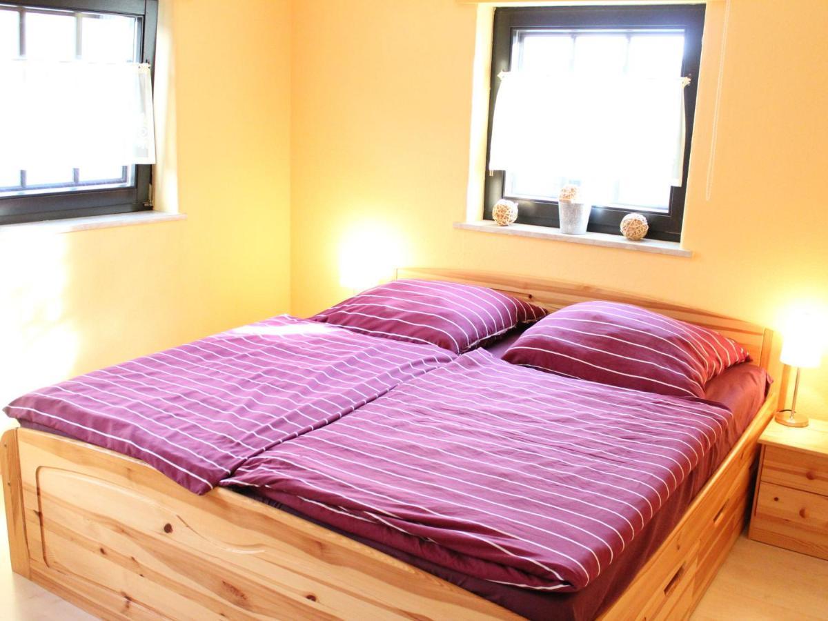Lavish Apartment In Merschbach Near The Forest Rum bild